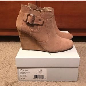 Sole society Tan Wedge Booties size 7.5